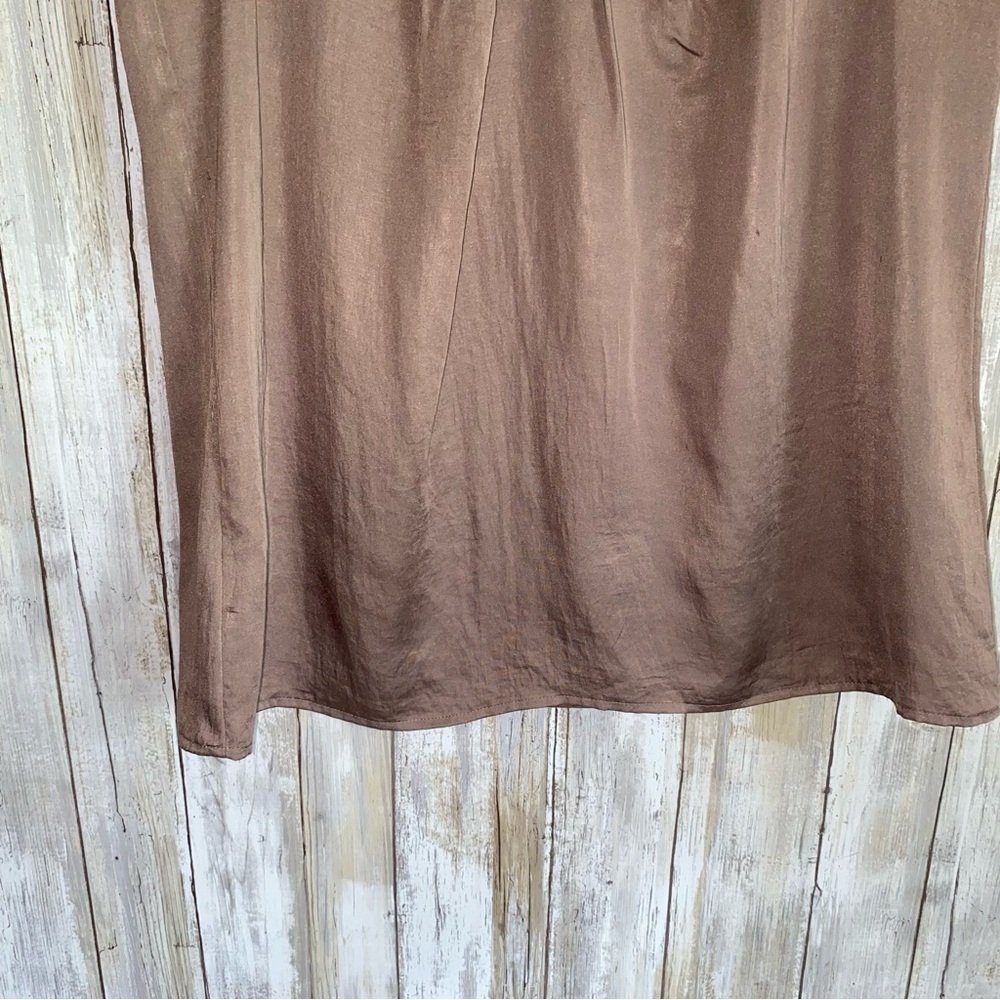 LOFT Pewter Satin Sleeveless Blouse Medium Minimalist Shell Top - Picture 3 of 4